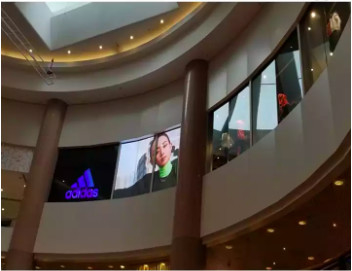 P2.8 P3.91 IJsgordijn Glas Video Wall Panel Clear Window Winkelreclame